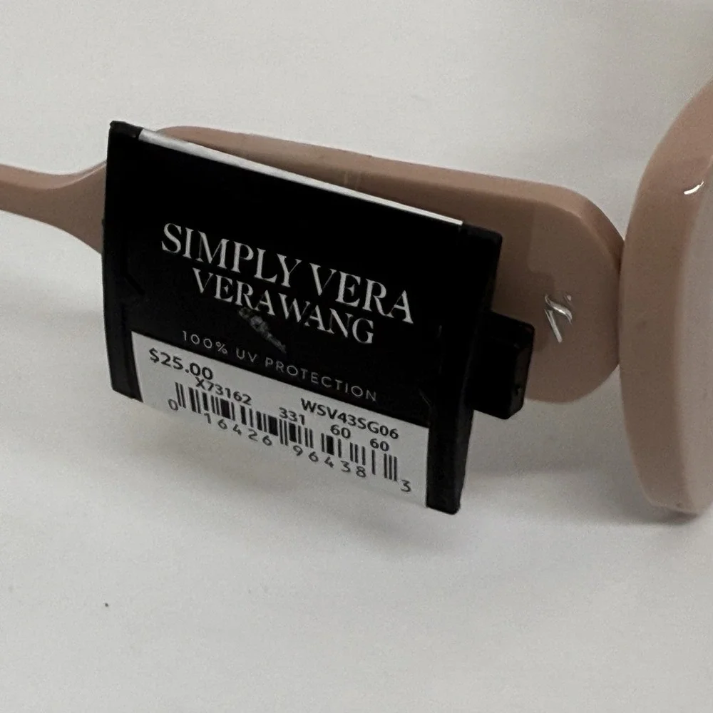 Stylish SimplyVera Vera Wang Pink Cat Eyes Chunky Frame Sunglasses